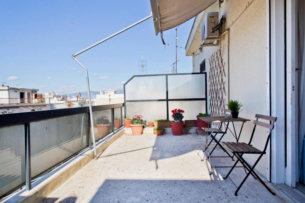 Rooftop Athens Central Studio Luaran gambar